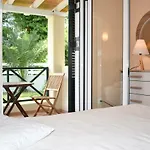 Heliotropia Apartment *