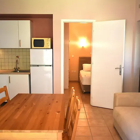 Heliotropia Apartment *